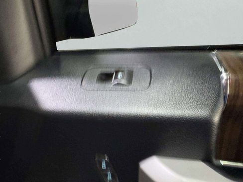 Used 2017 Ford F150 Lariat w/ Equipment Group 502A Luxury image 62