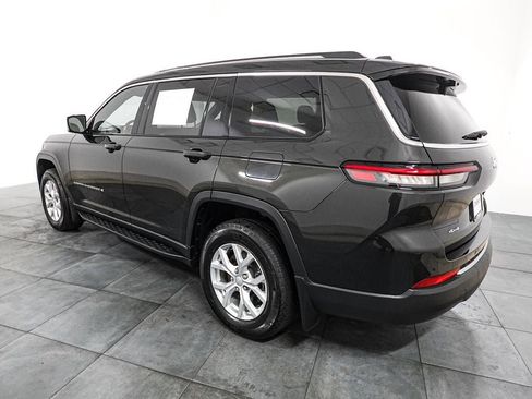 Used 2023 Jeep Grand Cherokee L Limited w/ Luxury Tech Group II image 4
