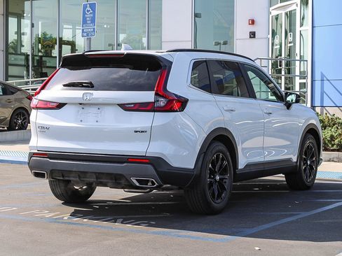 Used 2024 Honda CR-V Sport image 7
