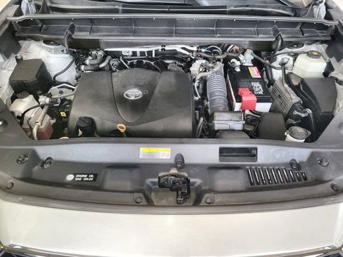 Used 2022 Toyota Highlander Limited AWD/4WD image 27