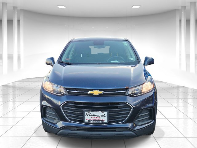 Used 2019 Chevrolet Trax LS w/ Tint and Cruise Package FWD image 5