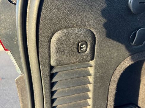 Used 2021 Jeep Grand Cherokee Limited image 13