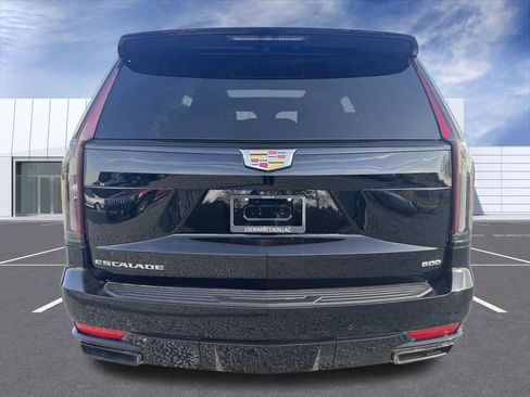 Certified 2024 Cadillac Escalade Sport Platinum w/ LPO, Floor Liner Package image 11