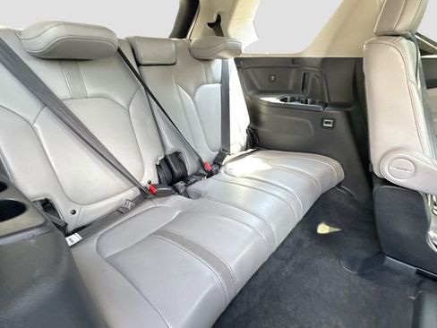 Used 2024 Honda Pilot EX-L image 26