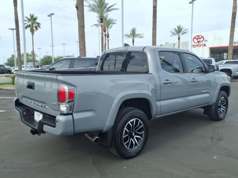 Certified 2021 Toyota Tacoma TRD Sport w/ Technology Package AWD/4WD image 4