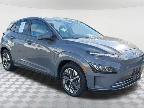 Used 2022 Hyundai Kona Limited image 3