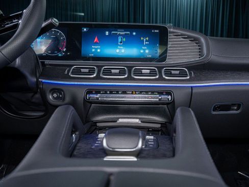 New 2025 Mercedes-Benz GLS 580 4MATIC image 22