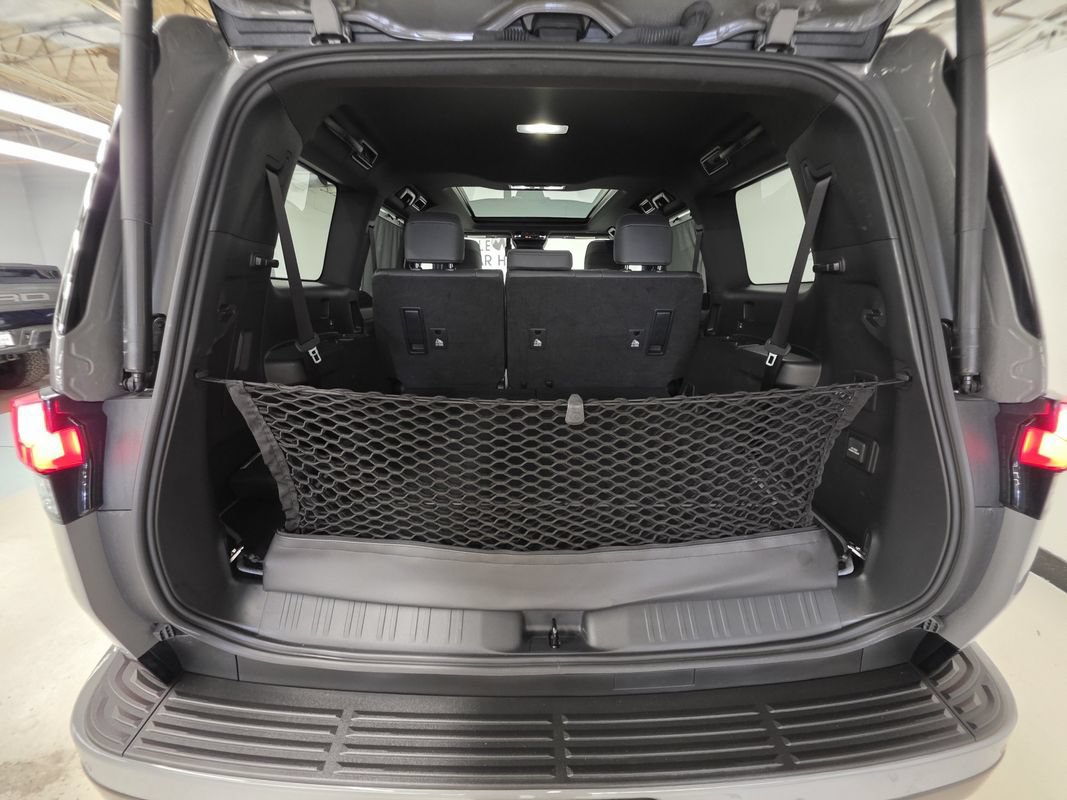 Used 2024 Lexus GX 550 w/ Cold Area Package AWD/4WD image 27