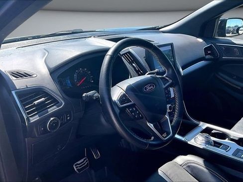 Used 2024 Ford Edge ST w/ Equipment Group 401A AWD/4WD image 16