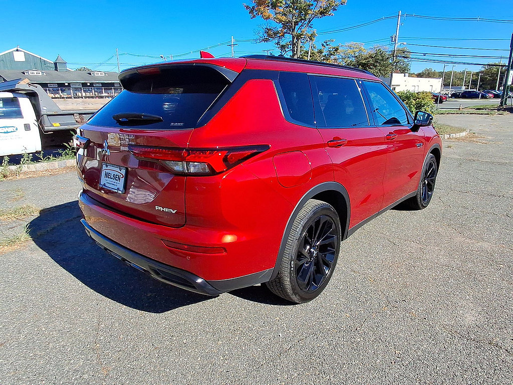 Used 2025 Mitsubishi Outlander SEL Black Edition AWD/4WD image 8
