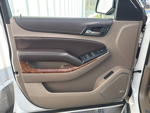 Used 2017 Chevrolet Suburban Premier image 7