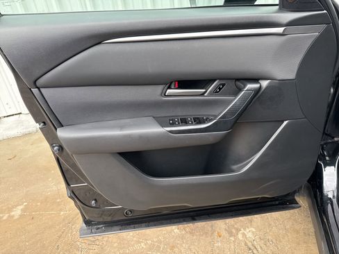 Used 2025 MAZDA CX-50 AWD 2.5 S w/ Select Package image 12