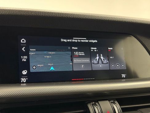 Used 2023 Alfa Romeo Stelvio Veloce image 20