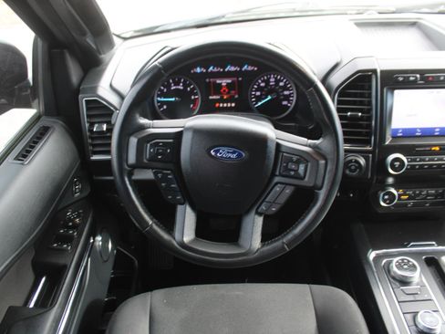 Used 2021 Ford Expedition XL image 17