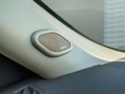 Used 2013 Chevrolet Tahoe LTZ image 19