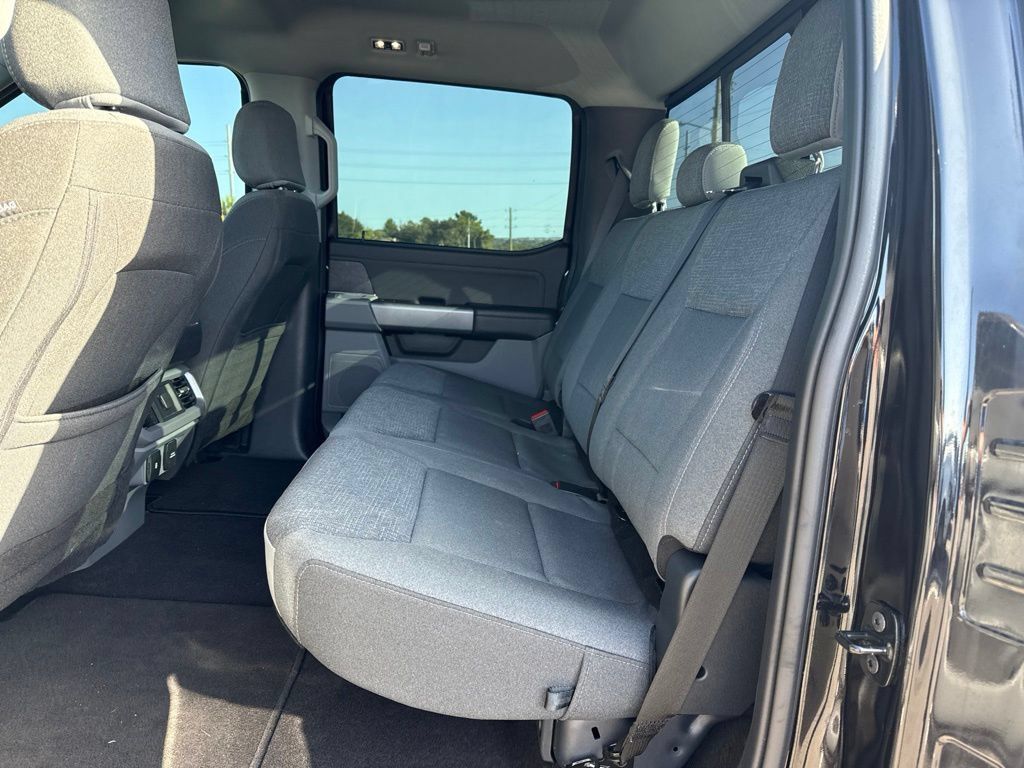 Used 2024 Ford F150 XLT w/ Equipment Group 302A MID RWD image 9