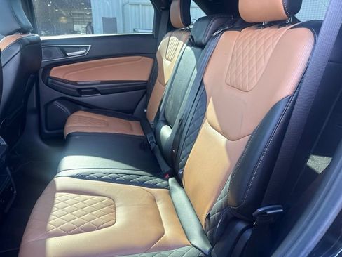 Used 2024 Ford Edge Titanium w/ Titanium Elite Package AWD/4WD image 5