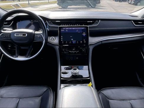 Used 2021 Jeep Grand Cherokee L Limited image 12