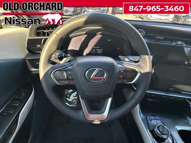 Used 2025 Lexus RZ 450e w/ Technology Package AWD/4WD image 21