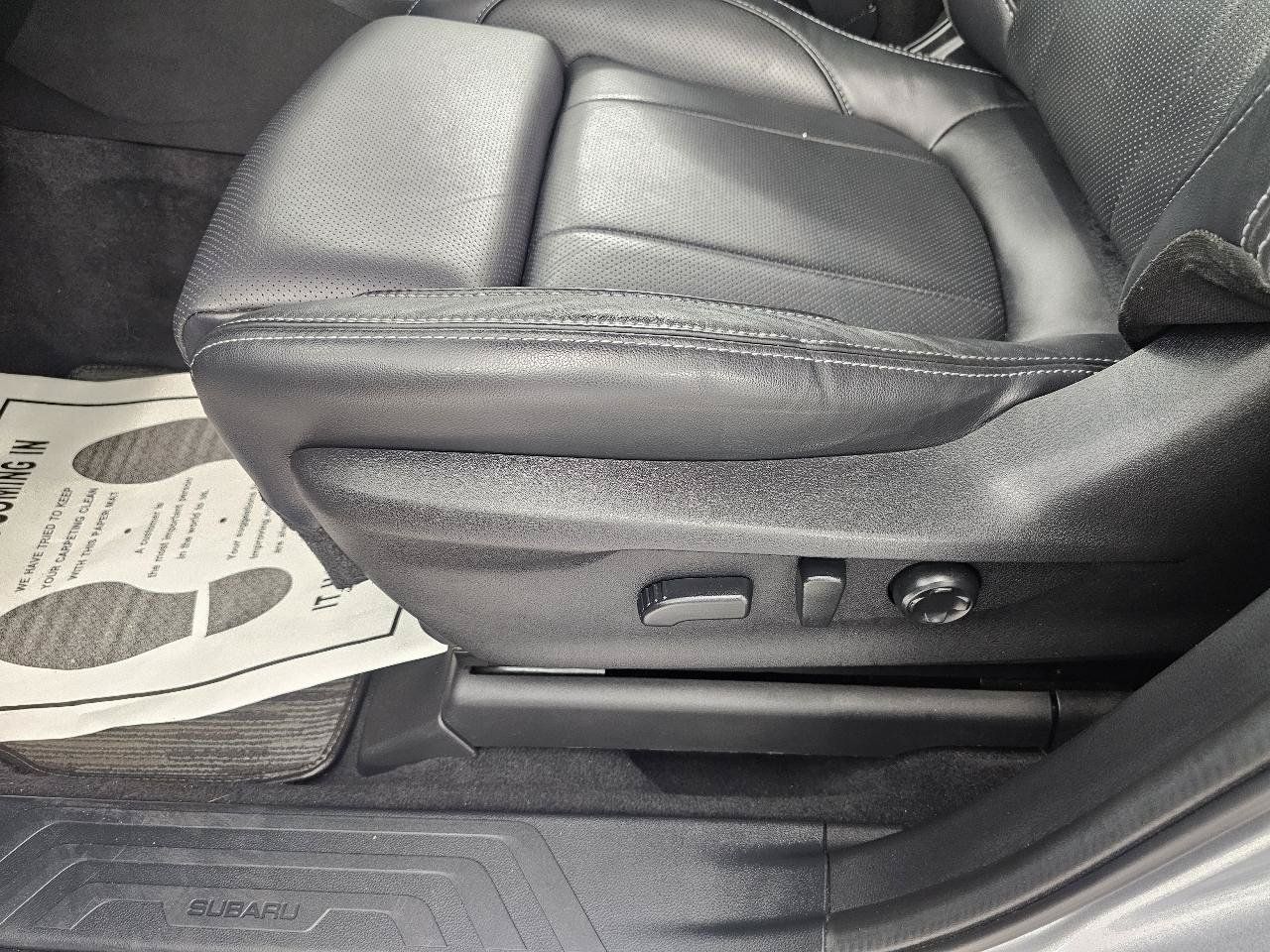 Used 2023 Subaru Ascent Touring AWD/4WD image 11
