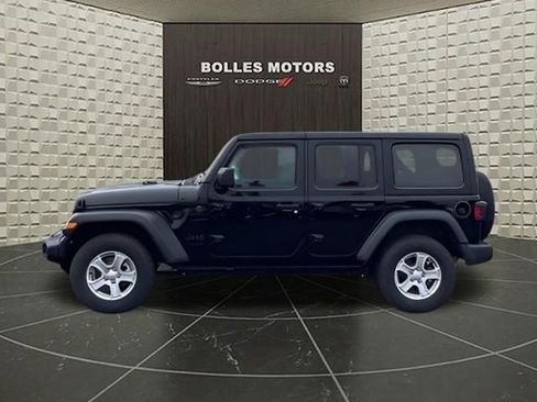 Certified 2022 Jeep Wrangler Unlimited Sport AWD/4WD image 9