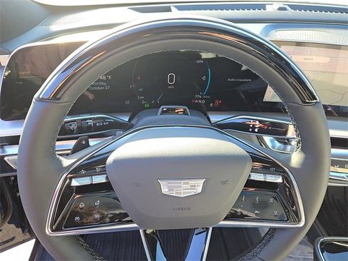 New 2026 Cadillac Lyriq Premium Luxury image 17