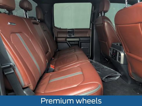 Certified 2022 Ford F450 Platinum w/ FX4 Off-Road Package image 16