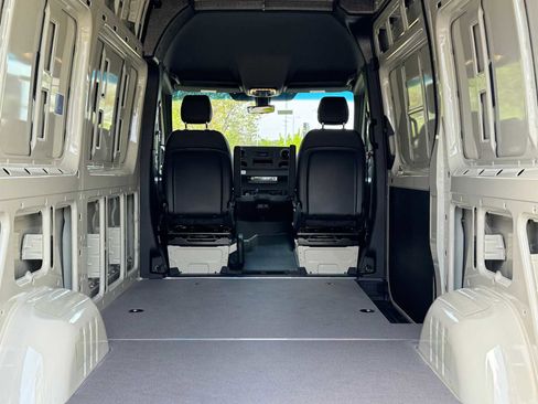 New 2025 Mercedes-Benz Sprinter 2500 image 20