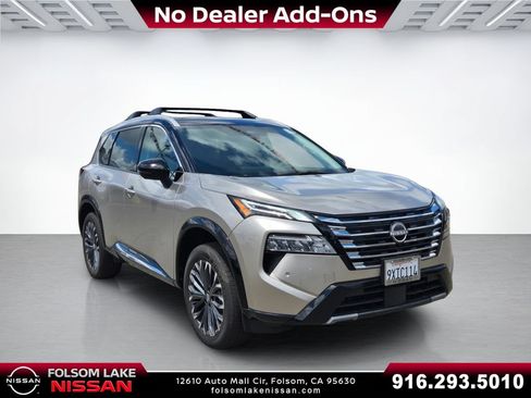 Certified 2026 Nissan Rogue Platinum w/ Platinum Premium Package AWD/4WD image 1