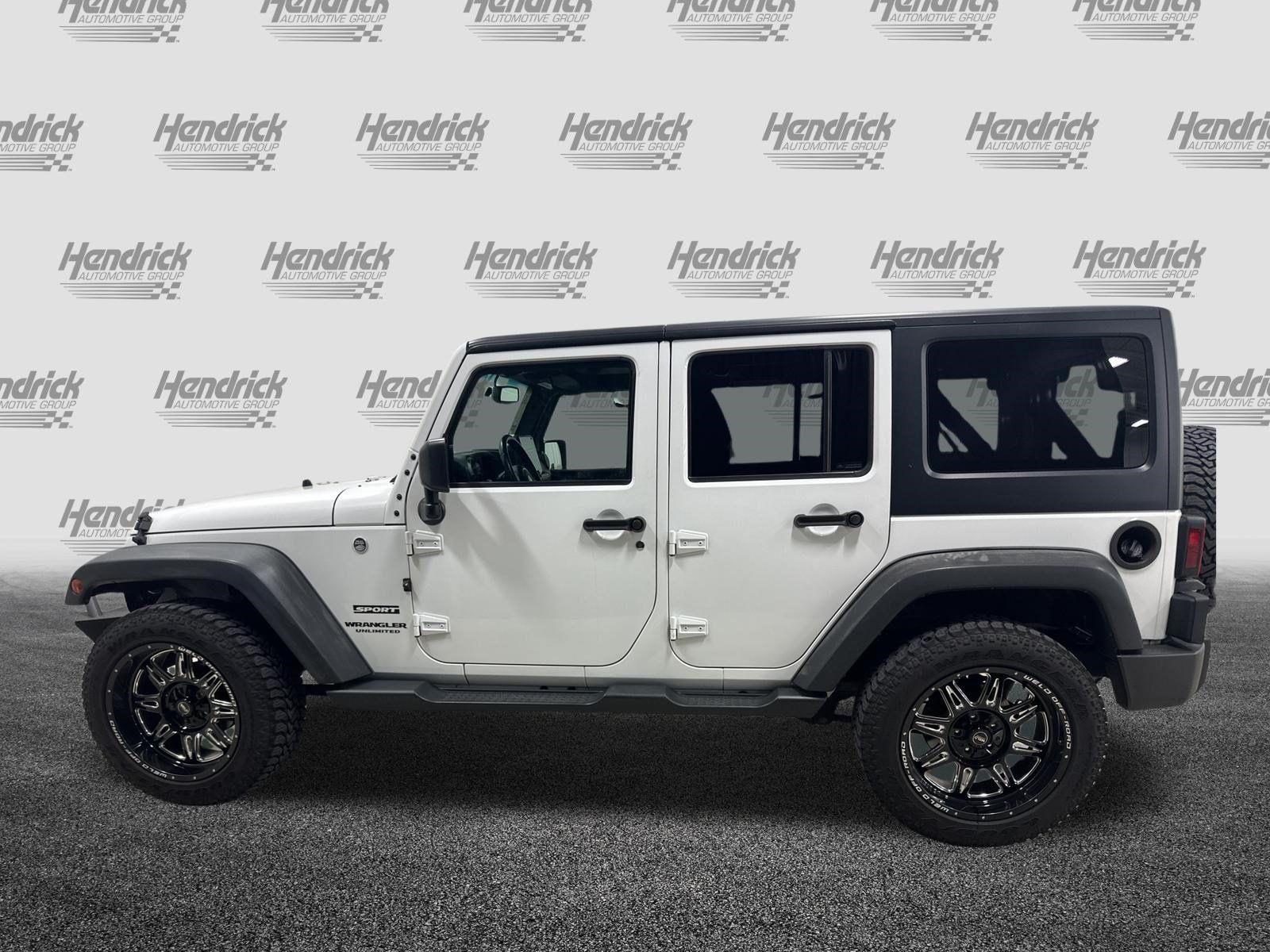 Used 2016 Jeep Wrangler Unlimited Sport w/ Quick Order Package 24S AWD/4WD image 7