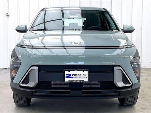 New 2026 Hyundai Kona SE image 22