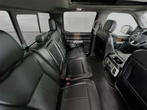 Used 2019 Ford F150 Lariat image 25