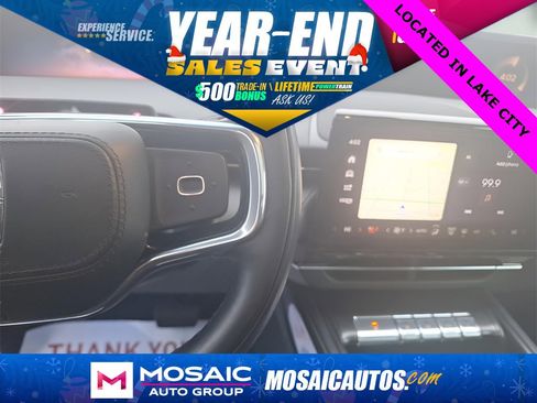 Used 2024 Lincoln Nautilus Reserve w/ Equipment Group 202A image 21