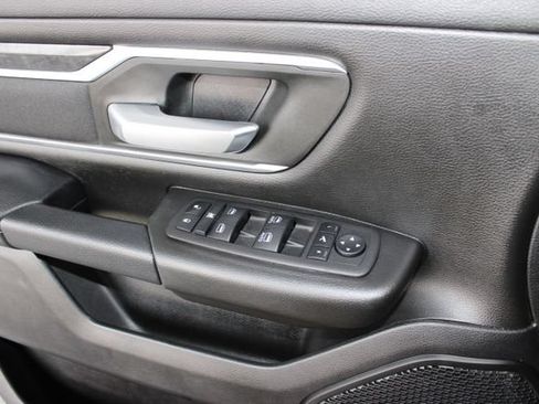 Used 2023 RAM 1500 Big Horn AWD/4WD image 24