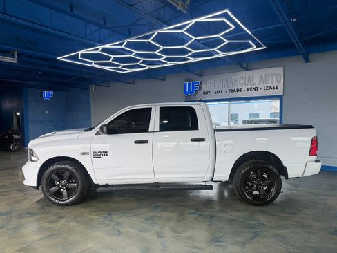 Used 2019 RAM 1500 Express w/ Wheel & Sound Group AWD/4WD image 2