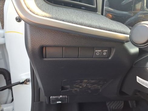 New 2026 Nissan Kicks SV w/ SV Premium Package image 19