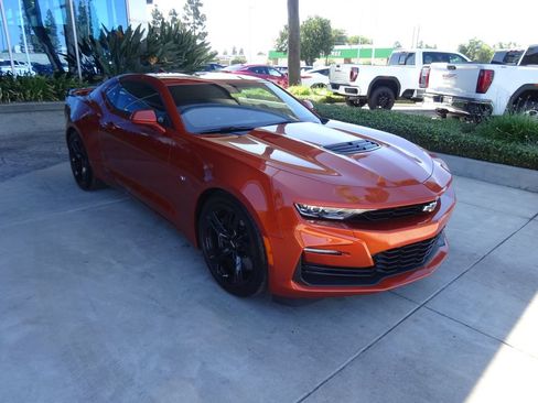 Certified 2022 Chevrolet Camaro SS RWD image 1