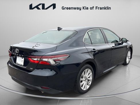 Used 2021 Toyota Camry LE image 7