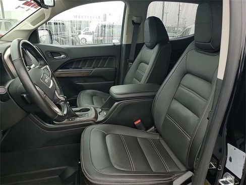 Certified 2022 GMC Canyon Denali image 18