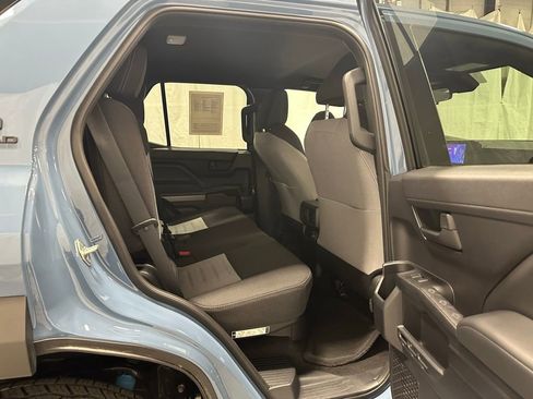 Used 2025 Toyota 4Runner TRD Off-Road image 50