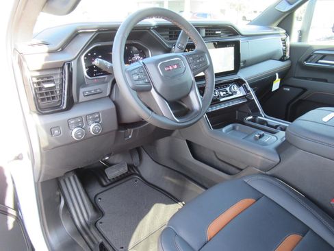 New 2026 GMC Sierra 2500 AT4 w/ AT4 Premium Plus Package AWD/4WD image 19