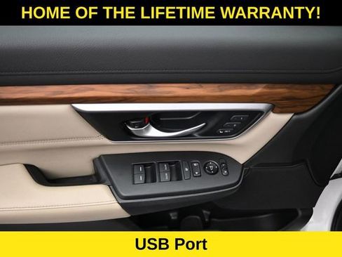 Used 2019 Honda CR-V Touring image 13