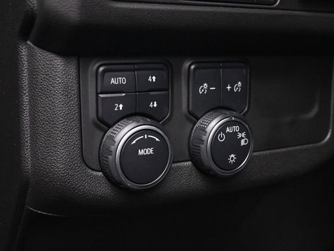 Used 2023 Chevrolet Tahoe High Country w/ Premium Package 2 image 25