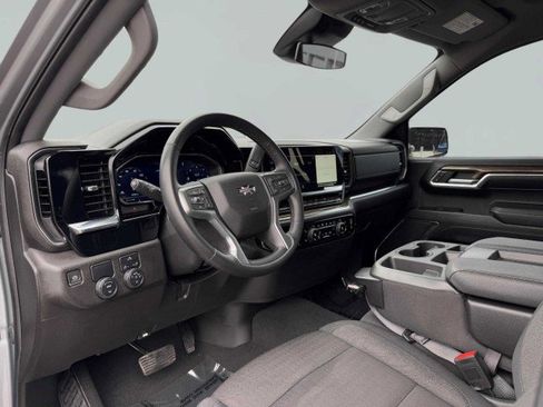 Used 2023 Chevrolet Silverado 1500 RST image 25