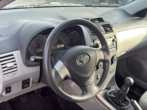 Used 2013 Toyota Corolla L image 11