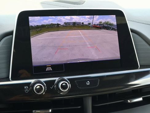 Used 2026 Cadillac CT4 Luxury image 32