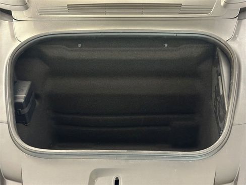 Used 2025 Porsche 911 Carrera GTS image 27