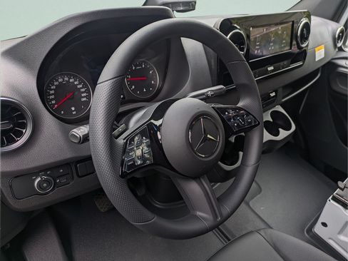New 2026 Mercedes-Benz Sprinter 2500 image 4