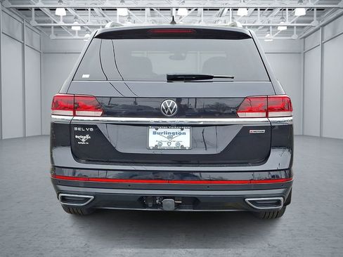 Certified 2022 Volkswagen Atlas SEL image 5