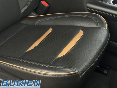 Used 2021 GMC Yukon AT4 image 22